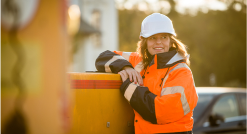 disaster recovery worker